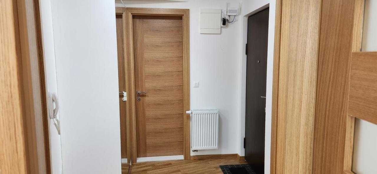 Brand New Two Bedroom And One Living Room Apartment In A Great Location! Σαράγεβο Εξωτερικό φωτογραφία